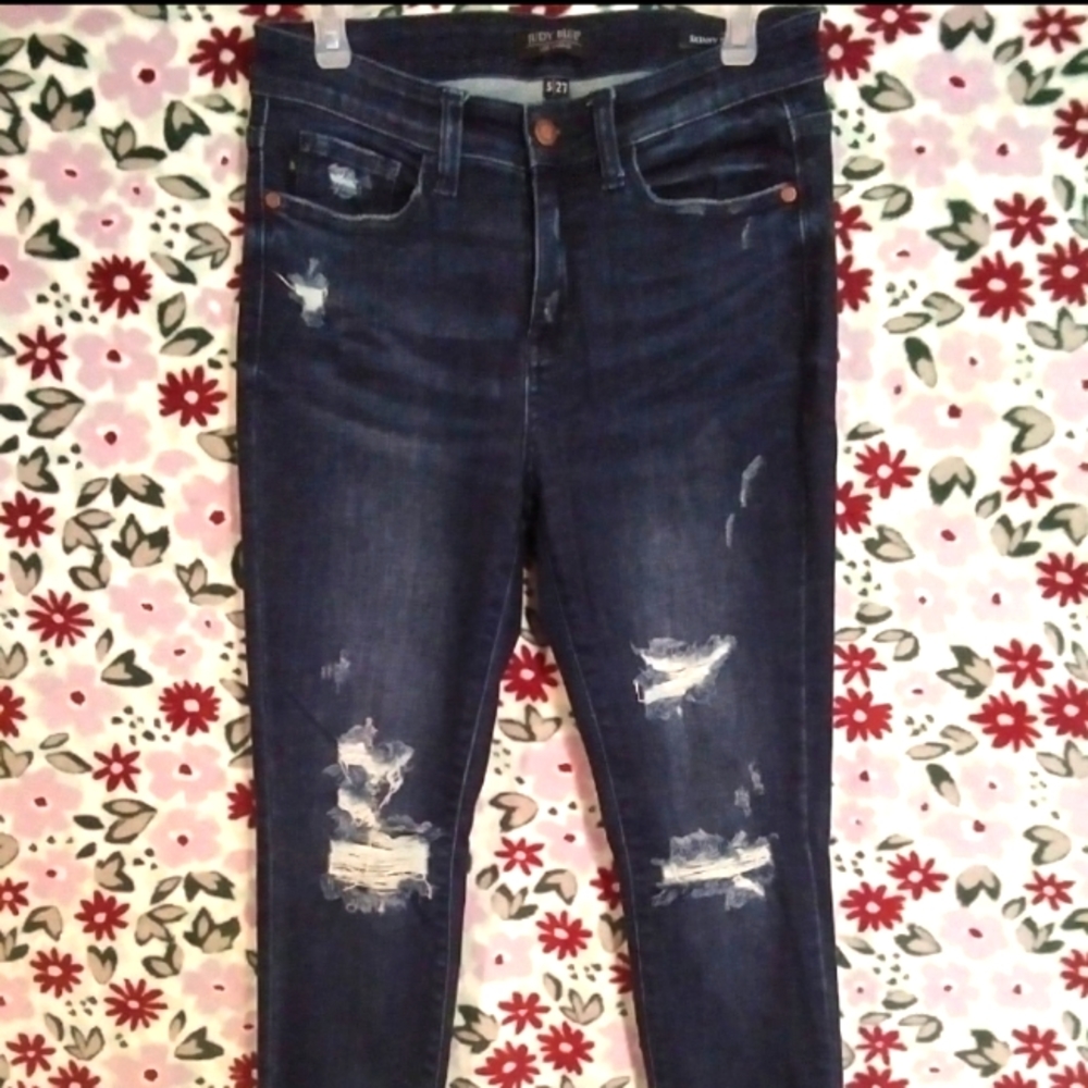Judy Blue Dark Wash Skinny Jeans